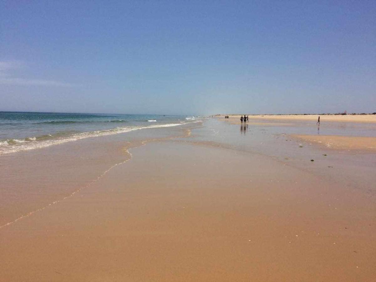 Believe In Dream Apart Contemporaneo Com Piscina Tavira Bagian luar foto